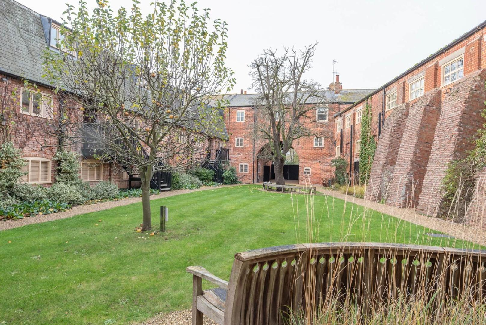Kiln House, Snape Maltings Hotel Buitenkant foto